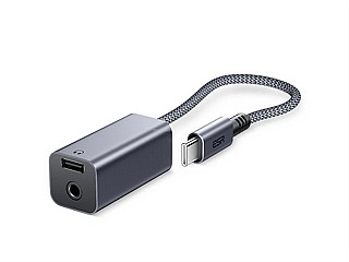 ���� ESR 2-in-1 USB-C Headphone Adapter 4894240132890