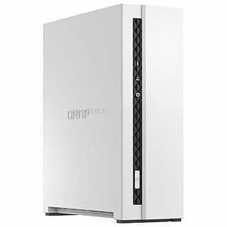 ��� ����� NAS � QNAP TS-133