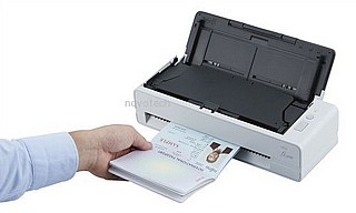 ���� Fujitsu Fi-800R