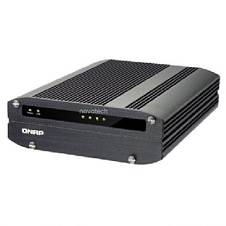 ��� ����� NAS �QNAP IS-400 Pro 